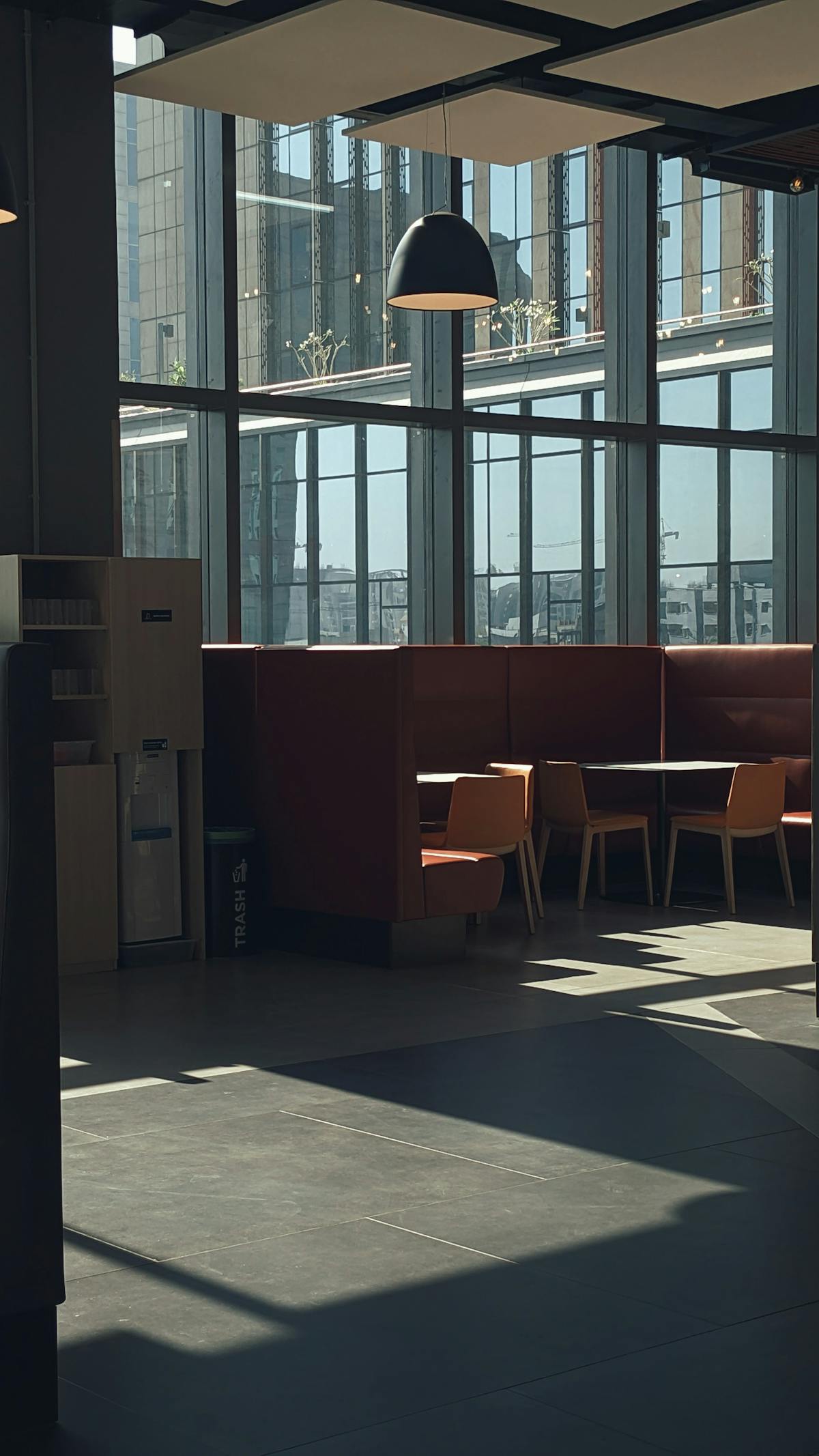 Professional office lobby with shared spaces for commercial pest prevention
